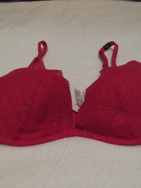 Victoria's Secret Incredible Plunge Bra 36DD